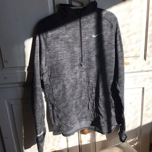 Nike pullover